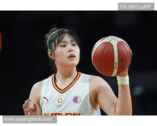 女篮新星李月汝携手29岁王牌冲击总决赛展现强大实力